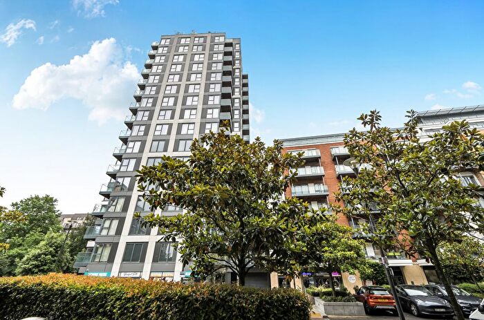 2 Bedroom Flat For Sale In Beaufort Square, Beaufort Park, Colindale, NW9