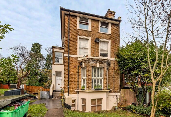 1 Bedroom Flat To Rent In Versailles Road, London, SE20