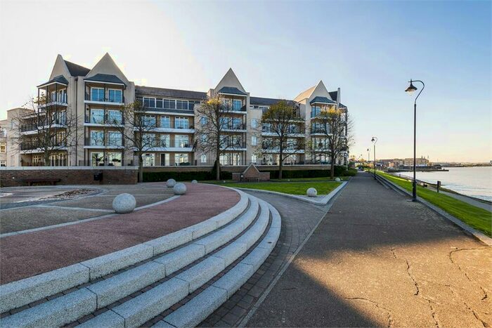 2 Bedroom Apartment To Rent In The Boulevard, Ingress Park, Greenhithe, DA9