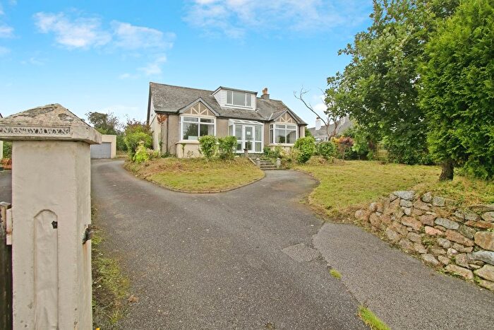4 Bedroom Bungalow For Sale In Old Carnon Hill, Carnon Downs, Truro, Cornwall, TR3