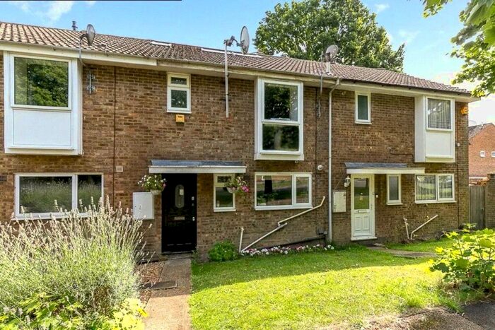 5 Bedroom Terraced House To Rent In Wakehams Green Drive, Pound Hill, Crawley, West Sussex, RH10