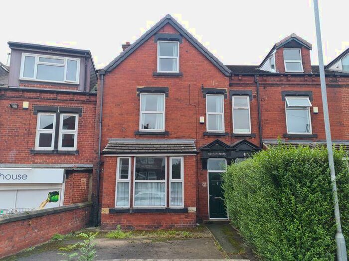 Houses for sale & to rent in LS7 2RY, Beckhill Avenue, Chapel Allerton
