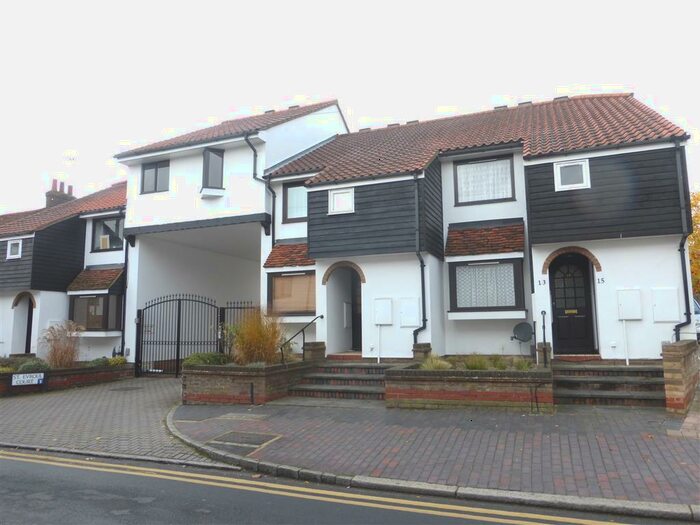 1 Bedroom Apartment To Rent In Crib Street, Ware, SG12