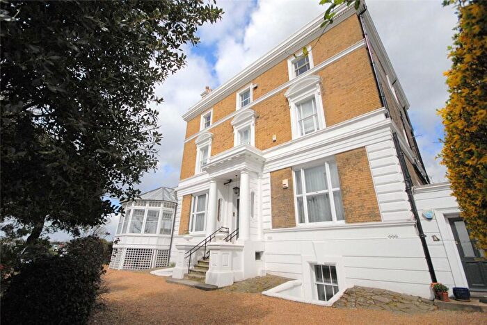 3 Bedroom Apartment To Rent In Shooters Hill Road, Blackheath, London, SE3