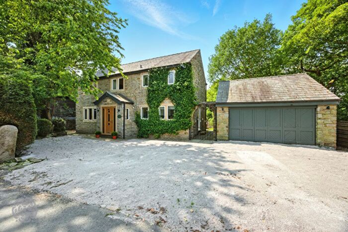 4 Bedroom Detached House For Sale In Pollards Lane, Summerseat, Bury, Greater Manchester, BL9