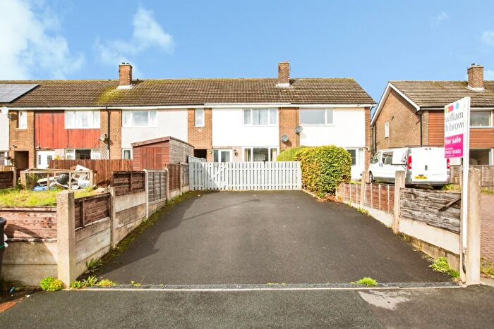 3 Bedroom Terraced House For Sale In Greave House Drive, Luddendenfoot, Halifax, HX2