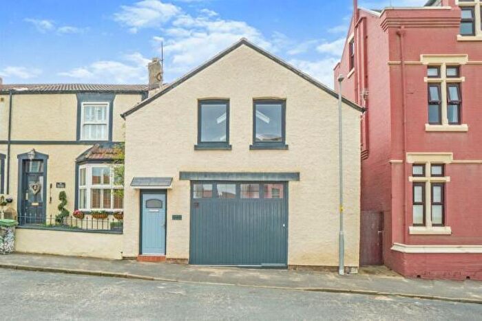 3 Bedroom House To Rent In Trinity Road, Wirral, CH47