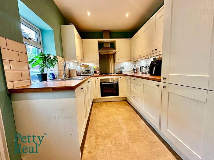 3 Bedroom Terraced House For Sale In Keighley Road, Colne, BB8