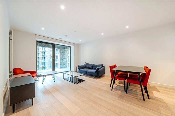 2 Bedroom Apartment To Rent In Clipper Street, London, E16