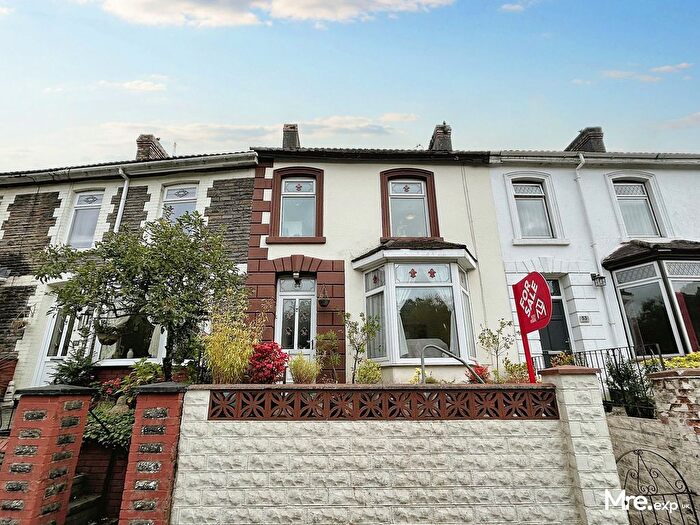 4 Bedroom Terraced House For Sale In The Parade, Pontypridd, CF37