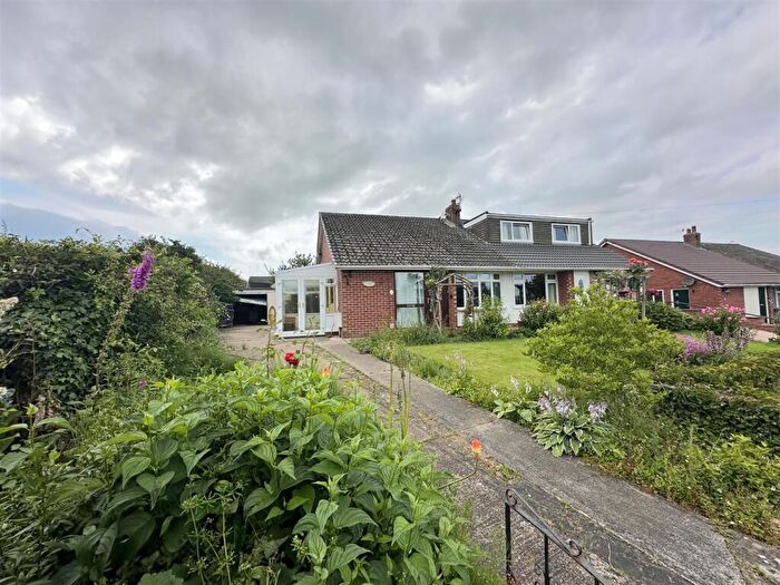 2 Bedroom Semi-Detached Bungalow For Sale In Cammock Crescent, Carlisle, CA2