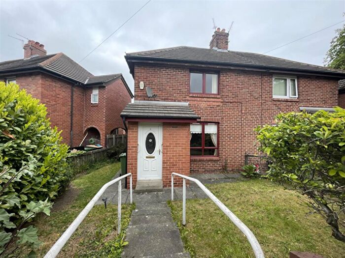 2 Bedroom Semi-Detached House To Rent In Greenbourne Gardens, Gateshead, NE10