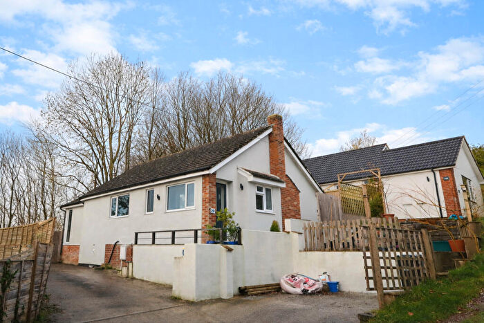 3 Bedroom Detached Bungalow For Sale In Avalon Estate, Glastonbury, BA6