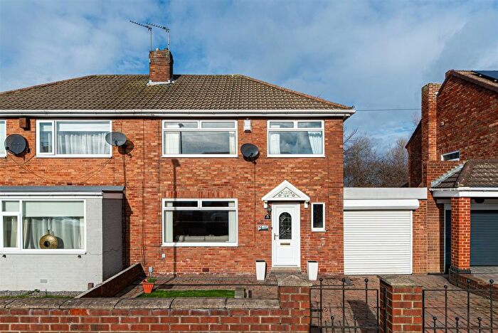 3 Bedroom Semi Detached House For Sale In Ennerdale Road, Walkergate, Newcastle Upon Tyne, NE6