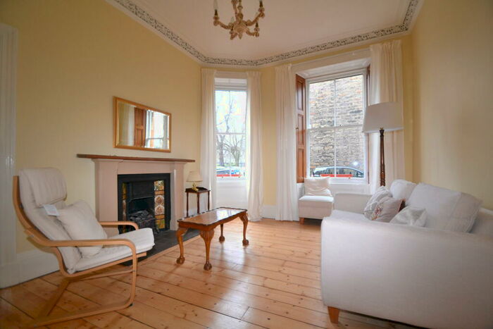 2 Bedroom Flat To Rent In Saxe Coburg Street, Edinburgh, EH3