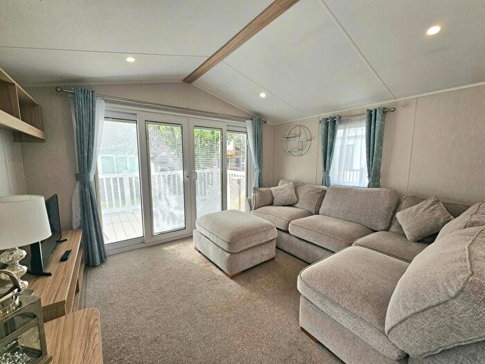3 Bedroom Caravan For Sale In Willerby Malton, Brynteg Country And Leisure Retreat, Caernarfon, Gwynedd, LL55