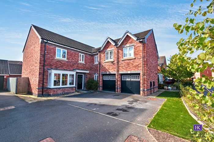 5 Bedroom Detached House For Sale In Ketteringham Drive, Great Sankey, WA5