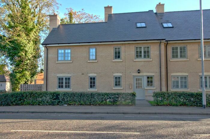 2 Bedroom Apartment To Rent In High Street, Trumpington, CB2