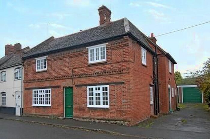 4 Bedroom Cottage To Rent In Sutton Courtenay, Abingdon, OX14