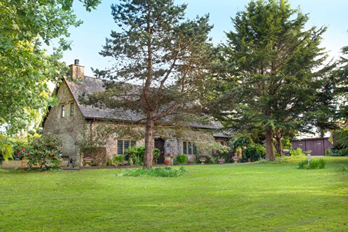 3 Bedroom Barn Conversion For Sale In Boverton Park Drive, Boverton, Llantwit Major, CF61