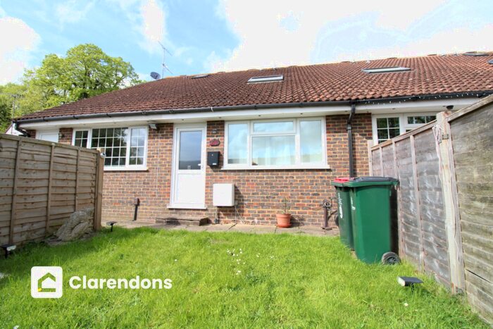 1 Bedroom Terraced House To Rent In Crawley, West Sussex, RH10