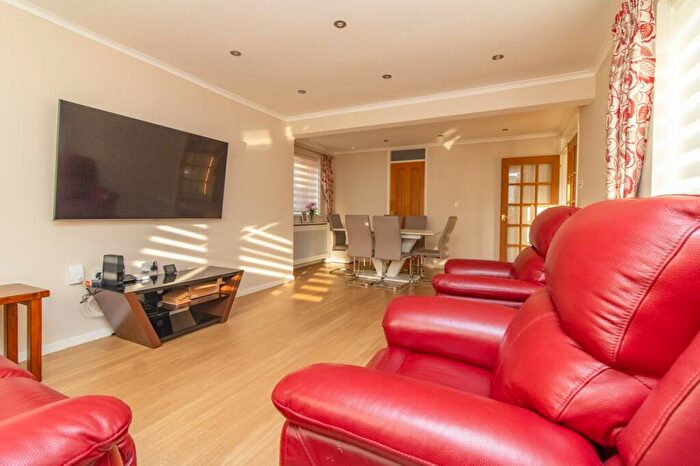 3 Bedroom Detached Bungalow For Sale In Padgate Close, Scraptoft, Leicester, LE7