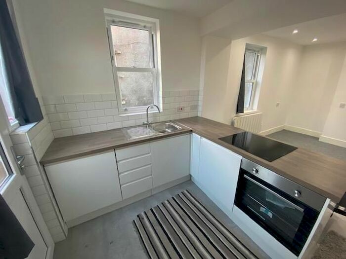 Studio To Rent In Whitchurch Road, Heath, Cardiff CF14