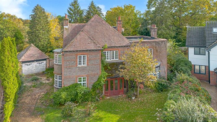 6 Bedroom Detached House For Sale In Garden Close, Watford, Hertfordshire, WD17