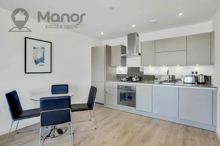 1 Bedroom Flat To Rent In Legacy Tower, Great Eastern Road, Stratford, E15