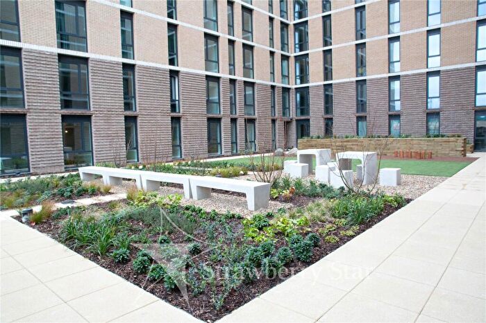 2 Bedroom Apartment To Rent In Calibra, Kimpton Road, LU2