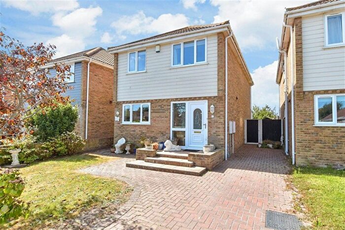 3 Bedroom Detached House For Sale In Meehan Road, Greatstone, New Romney, Kent, TN28