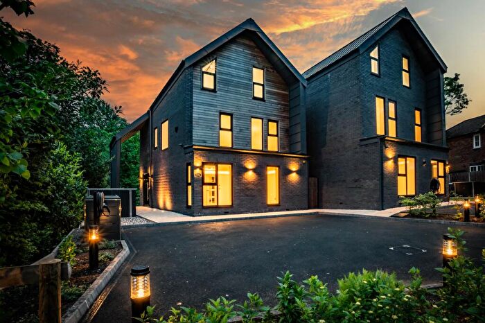 5 Bedroom Detached House For Sale In Compstall Road, Romiley, Stockport., SK6