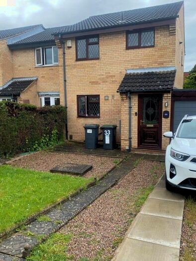 3 Bedroom Town House To Rent In Swindon Close, Giltbrook, NG16