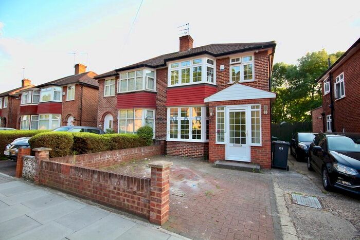3 Bedroom Semi-Detached House To Rent In Booth Road, Colindale, London, NW9