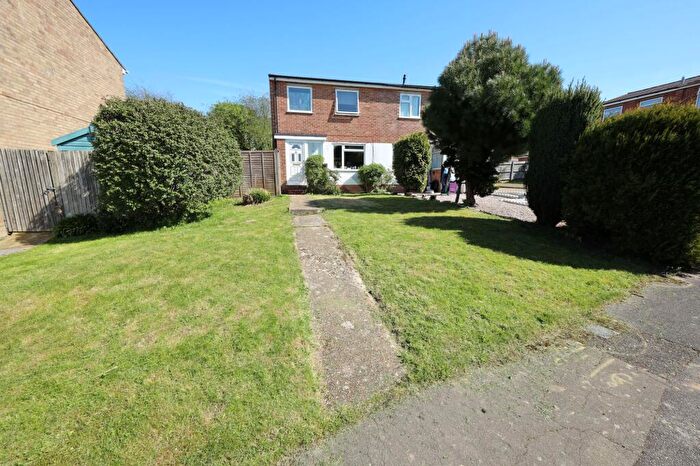 3 Bedroom Semi-Detached House For Sale In Turners Way, Burgess Hill, RH15