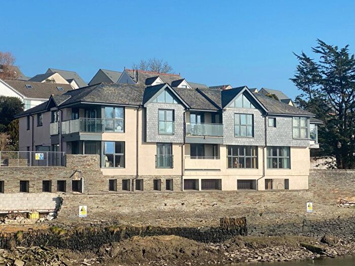 2 Bedroom Flat To Rent In Wadebridge, PL27