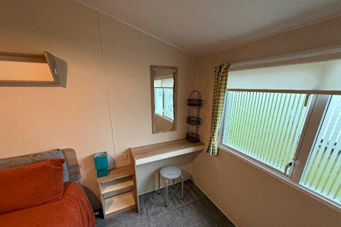 2 Bedroom Caravan For Sale In Viewfield Manor, Torranyard, Kilwinning, North Ayrshire, KA13