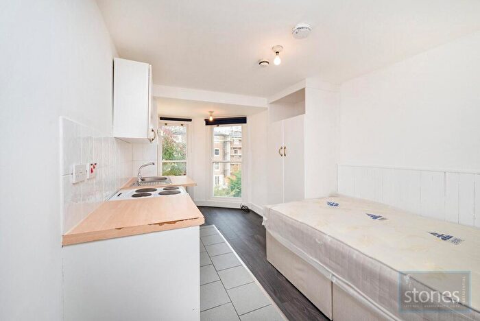 Apartment To Rent In Lancaster Grove, Belsize Park, NW3