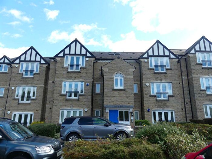 2 Bedroom Apartment To Rent In All Saints Court, Ilkley, LS29
