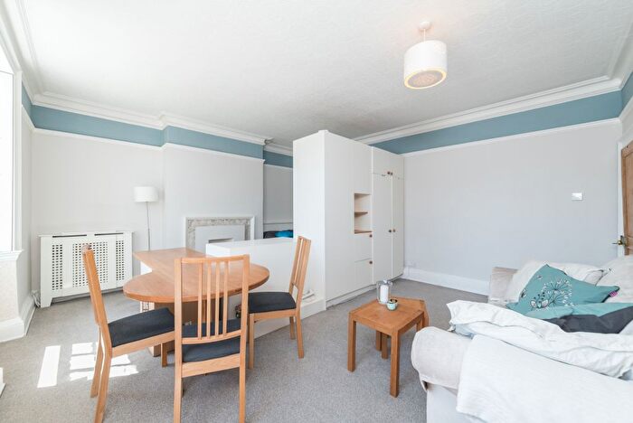 1 Bedroom Flat To Rent In Neville House, London Road, Twickenham, TW1