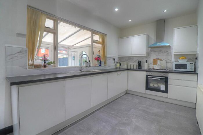 2 Bedroom Semi-Detached House For Sale In Roydene Crescent, Leicester, LE4