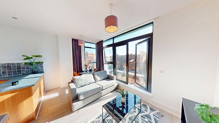 2 Bedroom Flat To Rent In Cumberland Street, Liverpool, L1