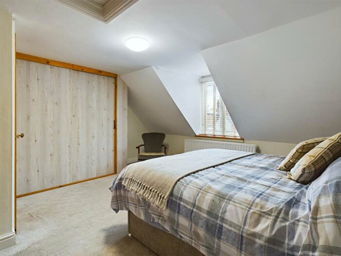 2 Bedroom Semi-Detached House For Sale In Severn Side South, Bewdley, DY12