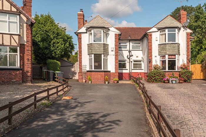 3 Bedroom Semi-Detached House To Rent In Floral Avenue, Chapel Allerton, Leeds, LS7