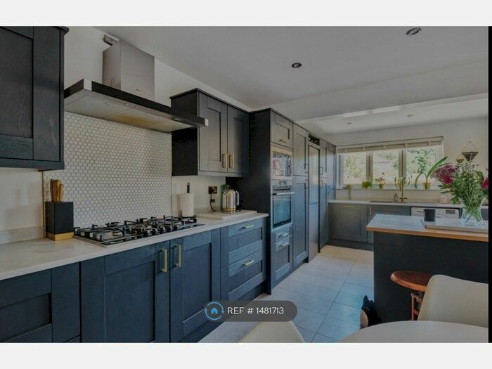 3 Bedroom Terraced House To Rent In Springfield Road, Welling, DA16