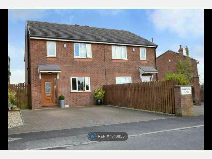 3 Bedroom Semi-Detached House To Rent In Moorfield Mews, Blackburn, BB1