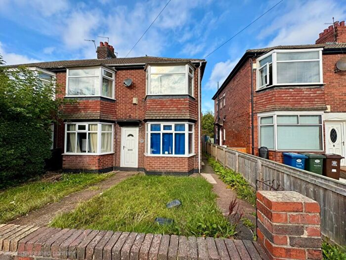 2 Bedroom Flat To Rent In Ovington Grove, Newcastle Upon Tyne, NE5