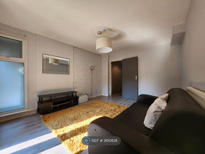 5 Bedroom Terraced House To Rent In Selden Walk, London, N7