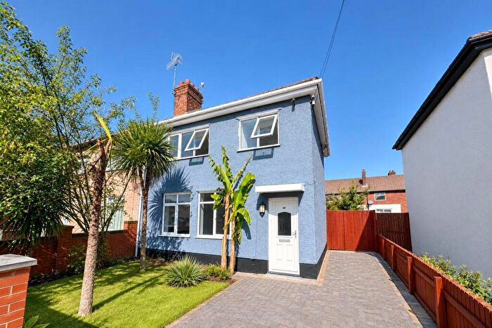 3 Bedroom Semi Detached House To Rent In Verney Crescent, West Allerton, Liverpool, Merseyside, L19