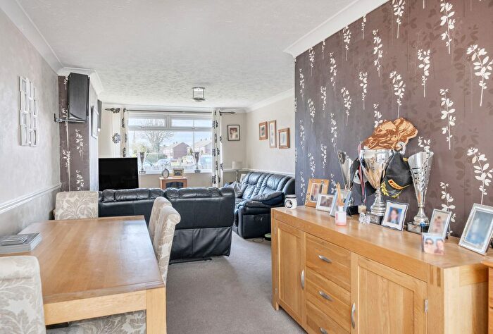 4 Bedroom Terraced House For Sale In Dursley Close, Yate, Bristol, Gloucestershire, BS37